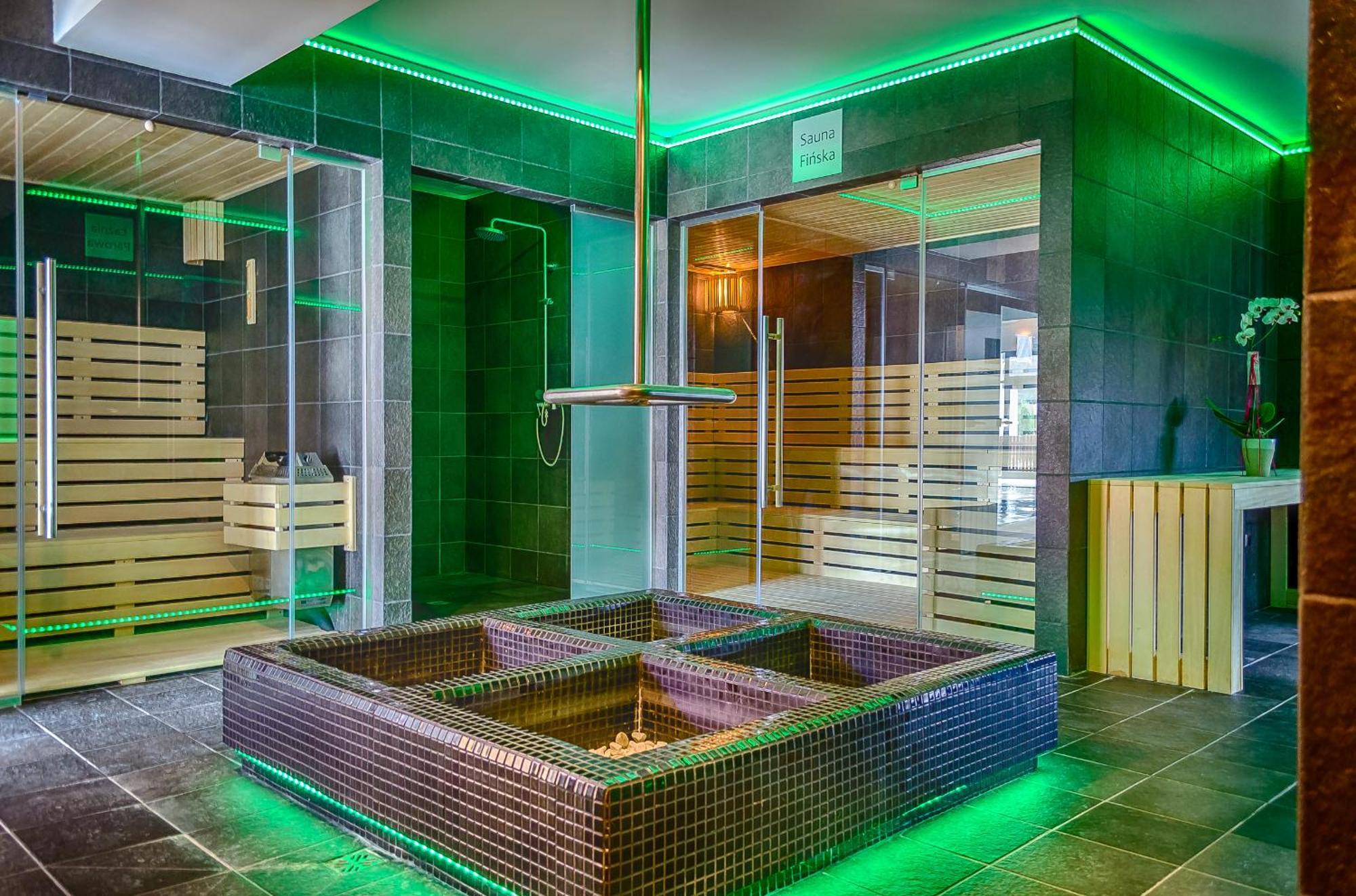 Hotel Czardasz Spa & Wellness Płock Esterno foto